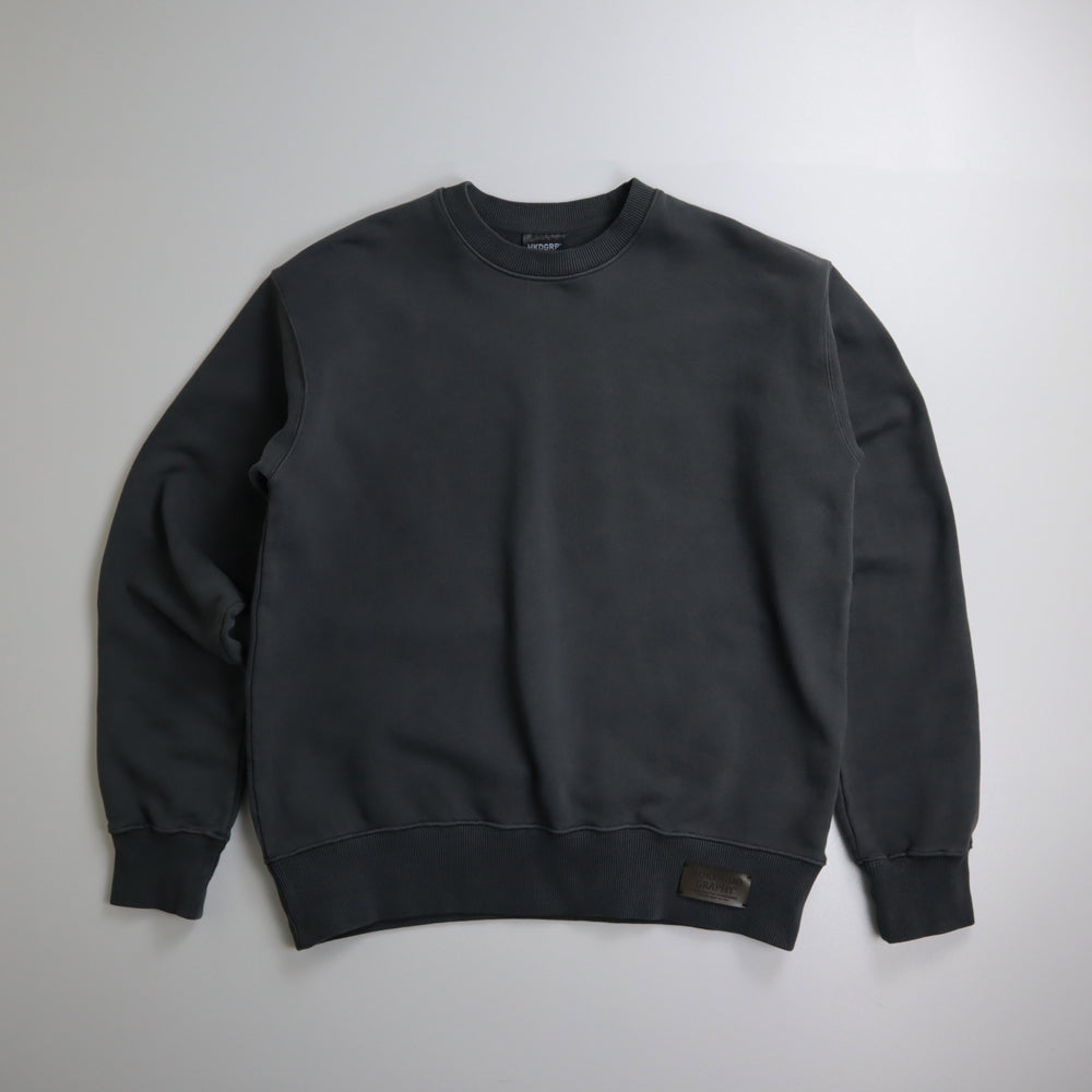 HKDGRP "LEATHER EMBLEM" CREW SWEAT